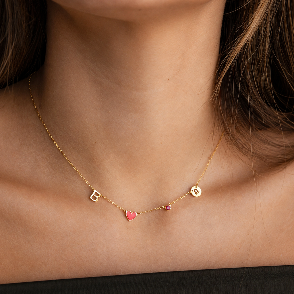Collier personnalisé avec initiale et pierre de naissance